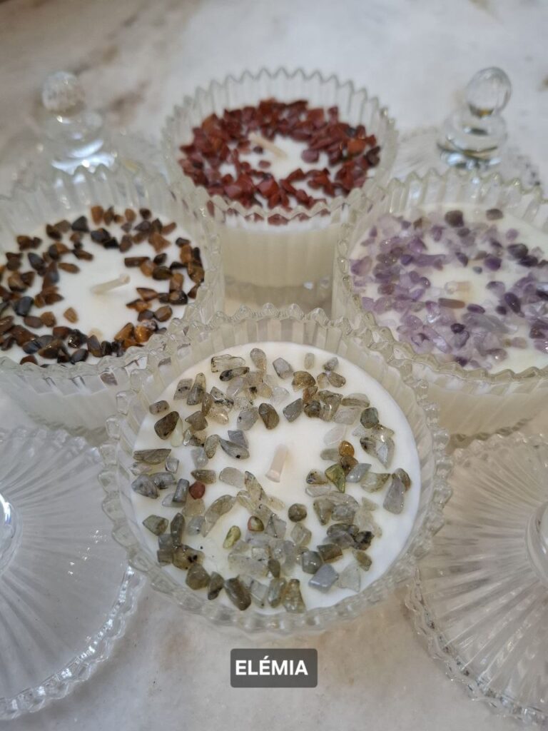 Соєва свічка ELÉMIA для стихії Повітря з лабрадоритом, з ароматом легкості і натхнення